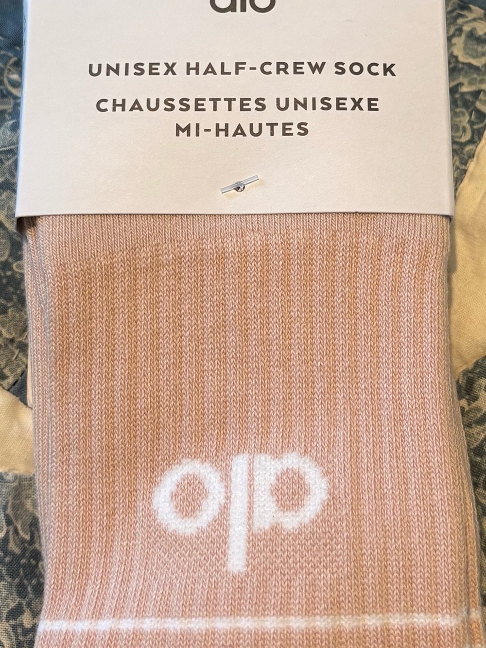 ALO Yoga Half-Crew Socks in Blush Pink